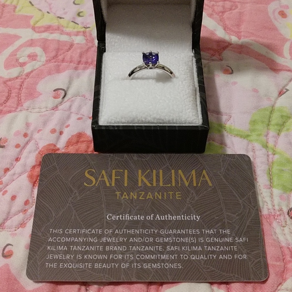 Silver tanzanite ring
